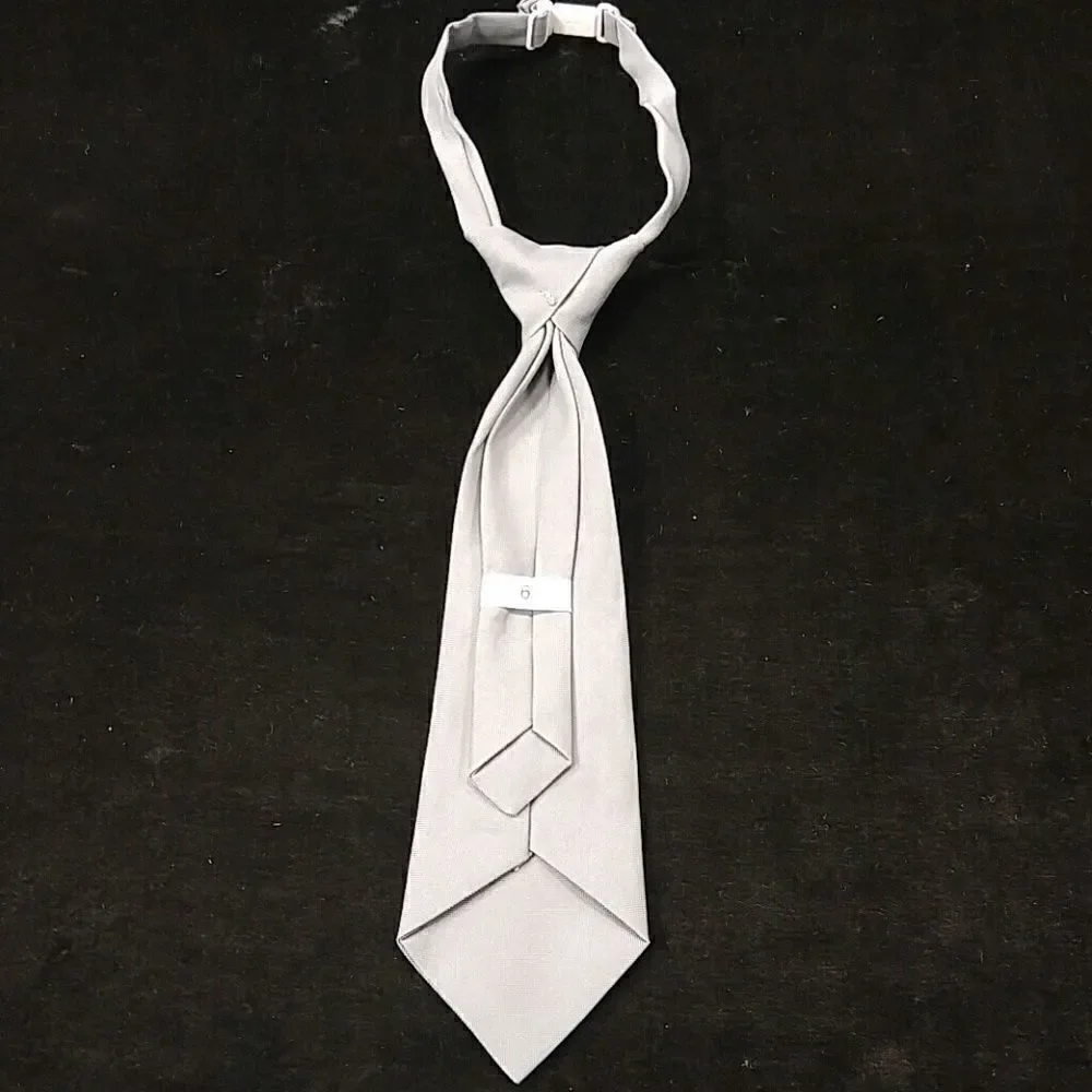 BOY'S PRE MADE WINDSOR TIE BY PEANUT BUTTER